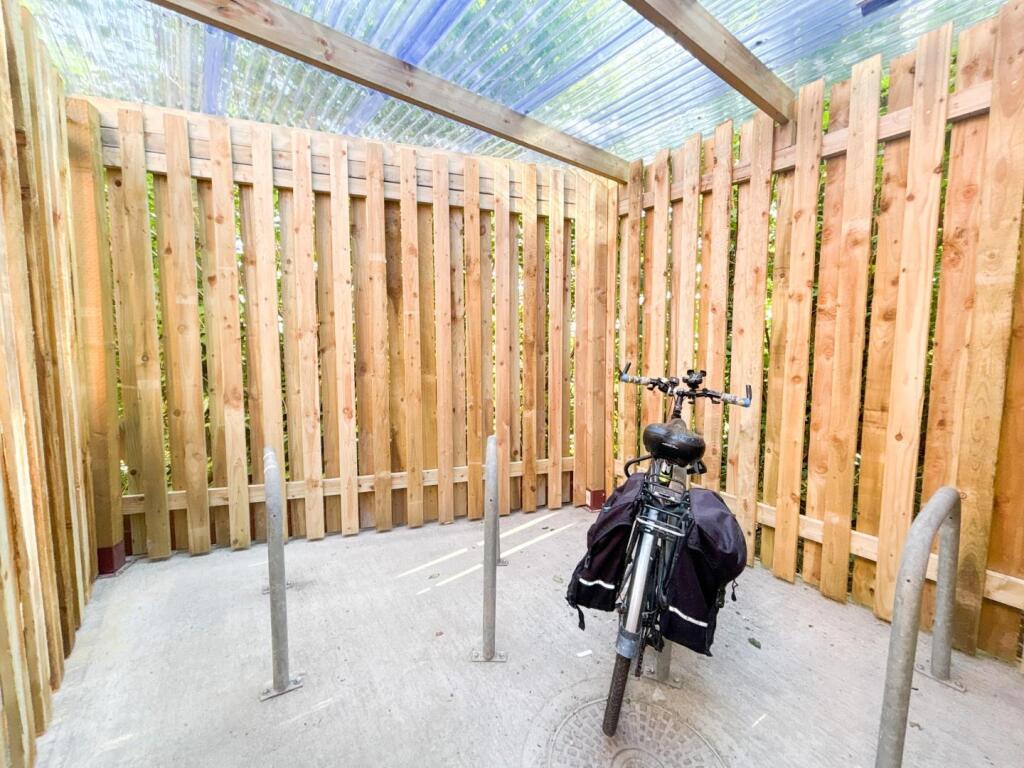 Bin &amp; Bike Store