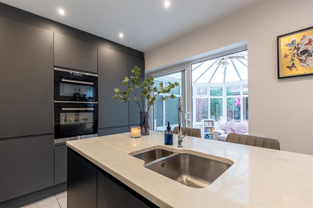 30 Poplar Drive-002.jpg