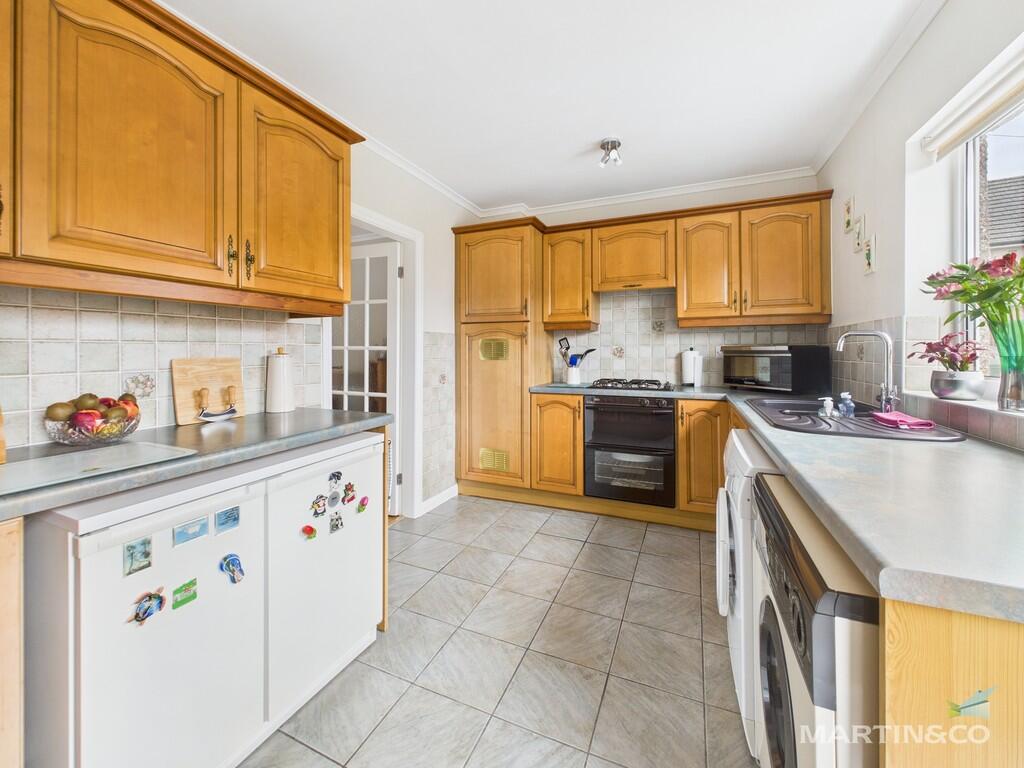 CAM03111G0-PR0366...