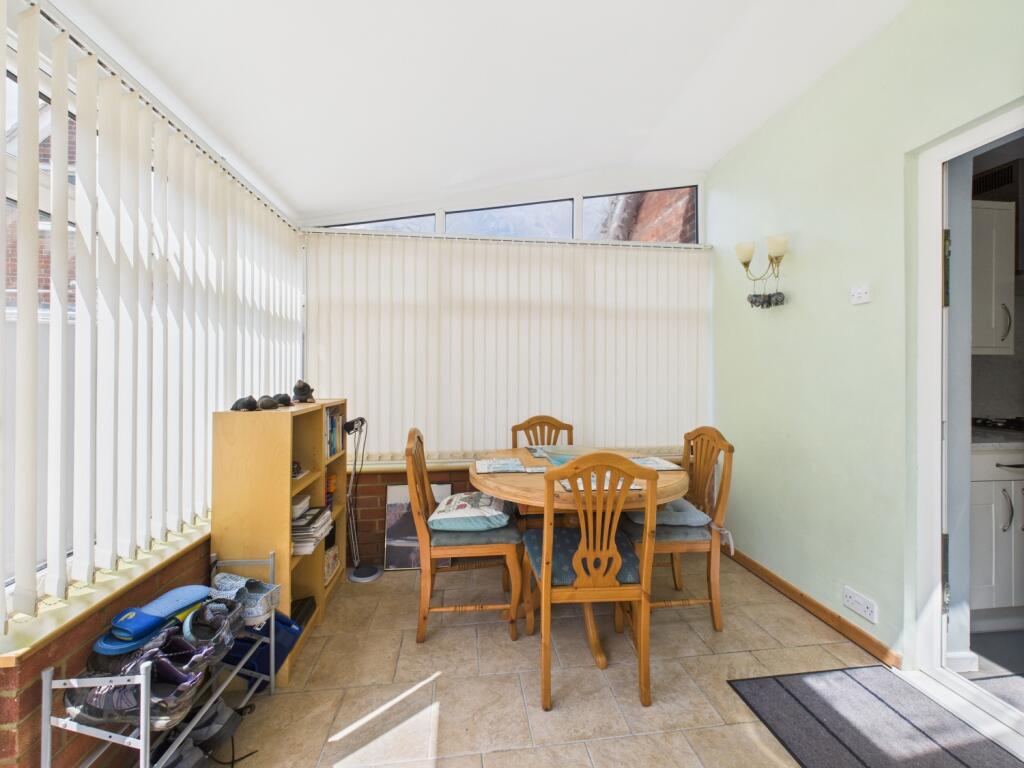 6. CAM04922G0-PR0051-STILL006