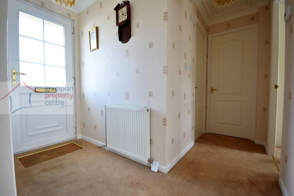 hallway .JPG