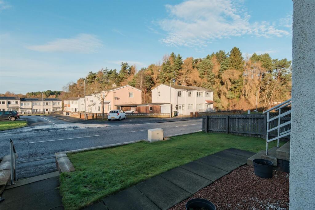 032-282 North Dryburgh Road, Wishaw.jpg