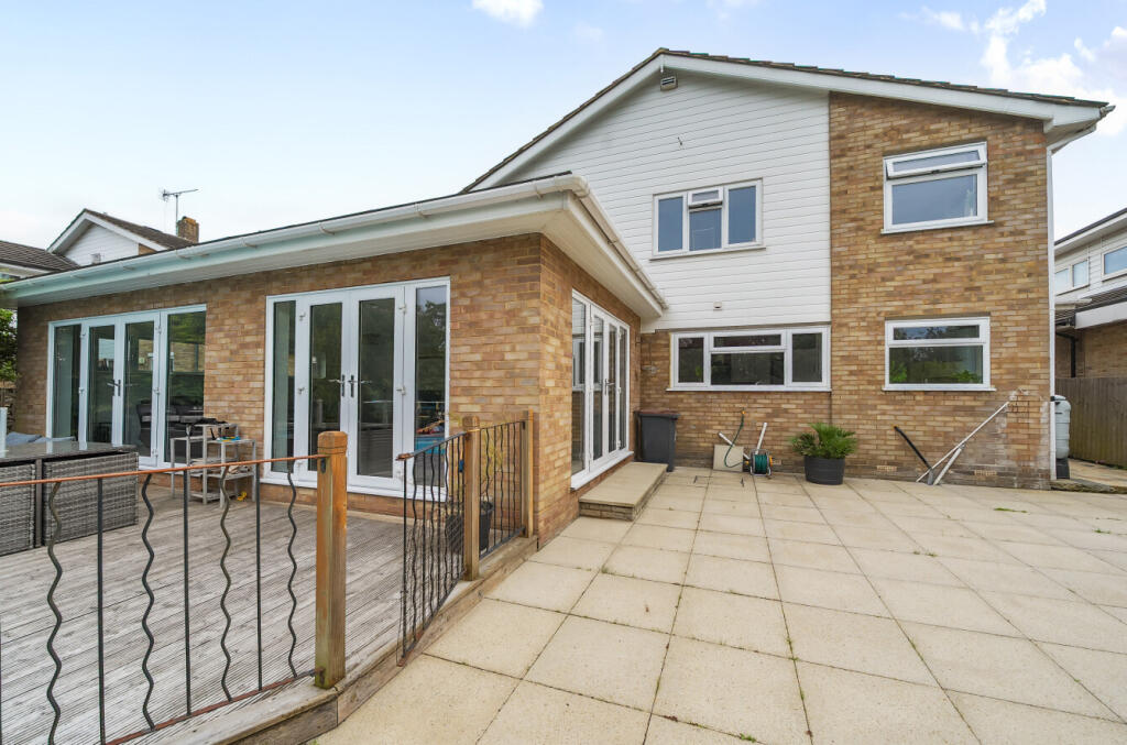 1334895-6-6894ab9...