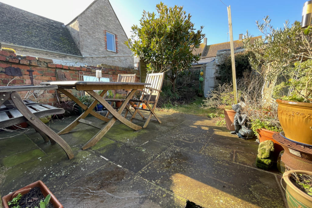 Rear Garden Paved Terrace