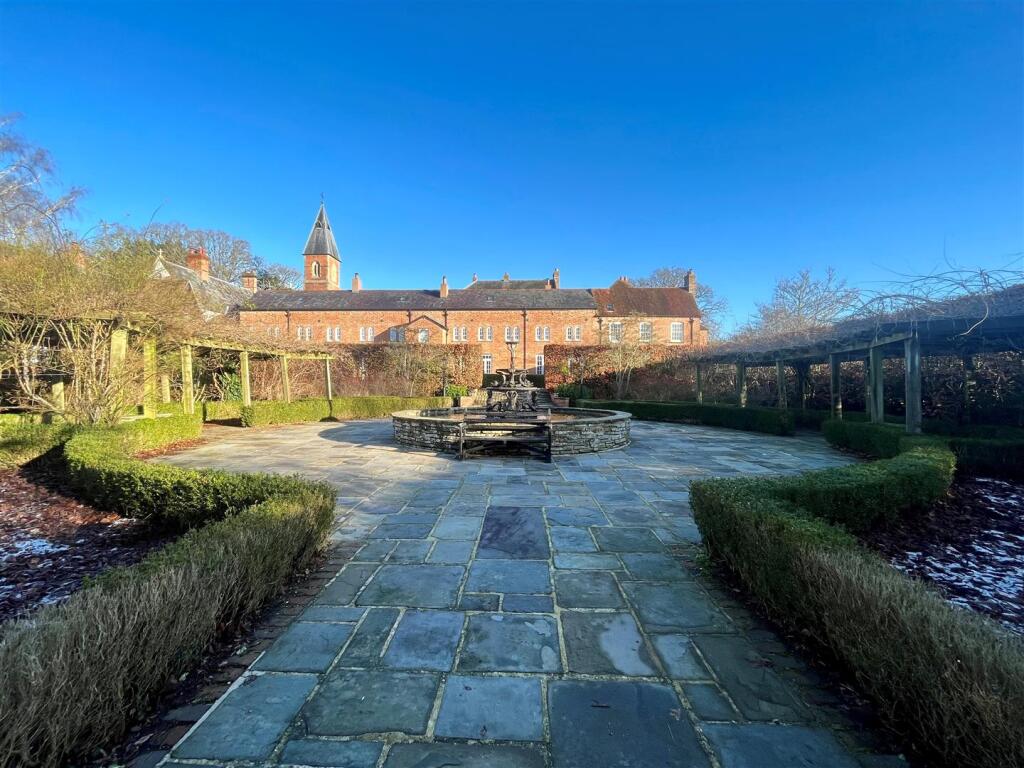 Stapehill Abbey.jpg