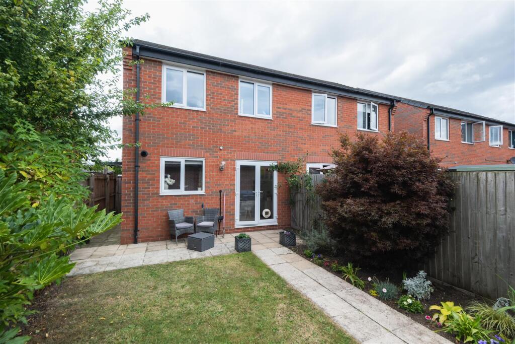 19 Thornley Green-026.jpg