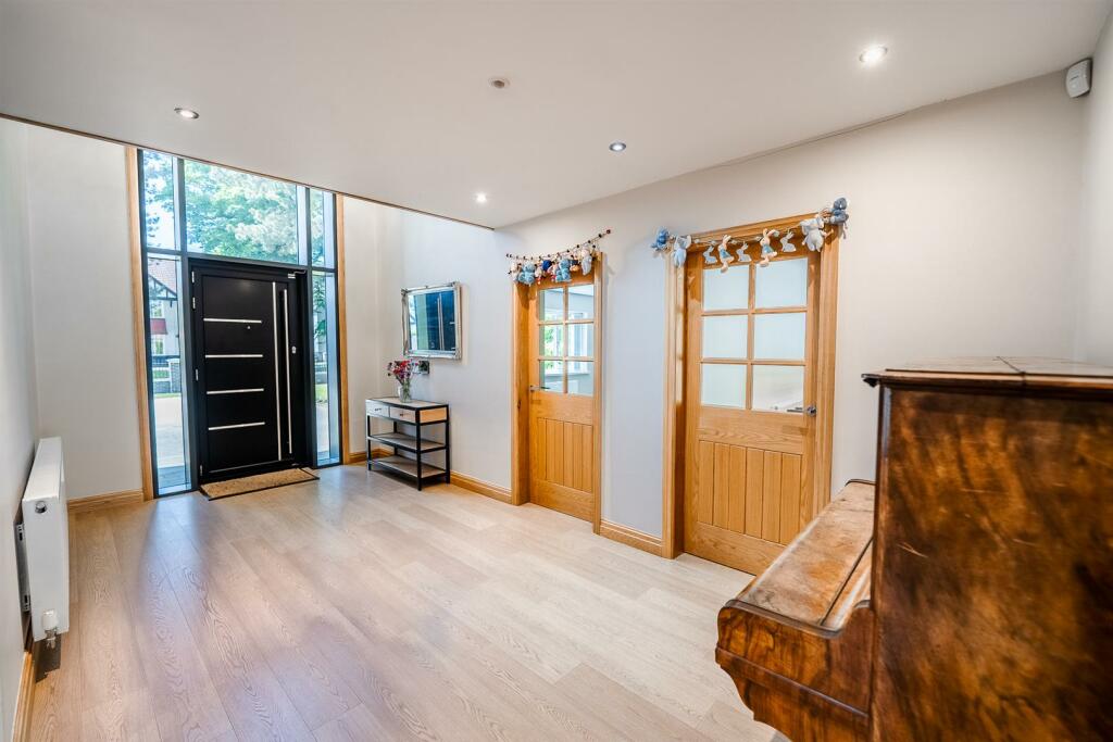 Entrance Hall Aspect 2.jpg