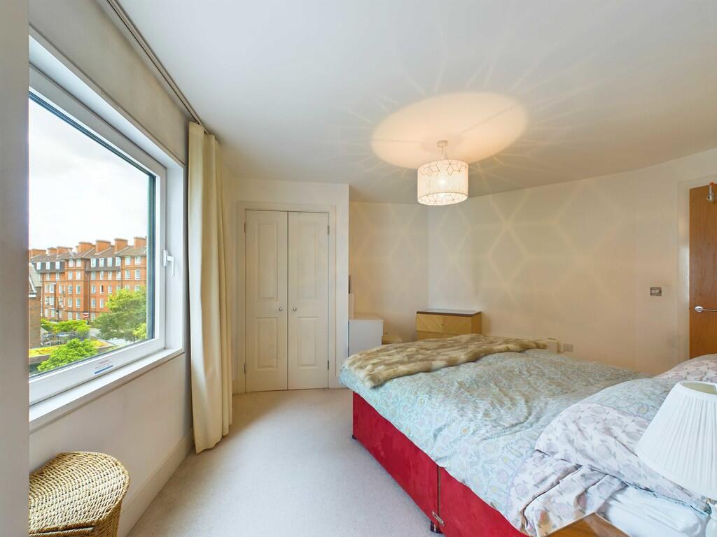 CAM03741G0-PR0022...