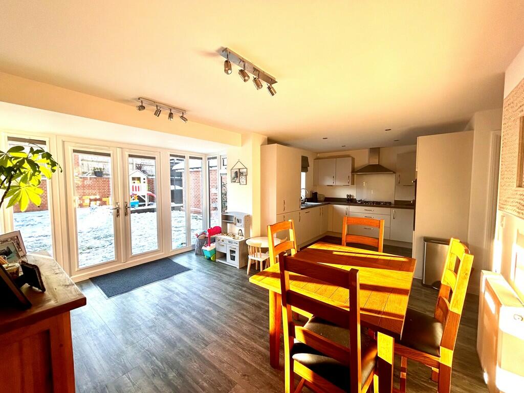 39 neptune kitche...