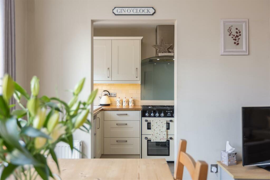 St Peter's Crescent 18 Reception Room-5.jpg