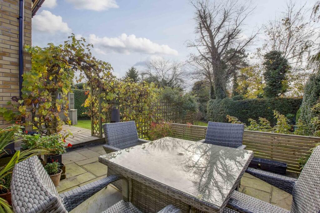 23 Highmoor, HP7 ...