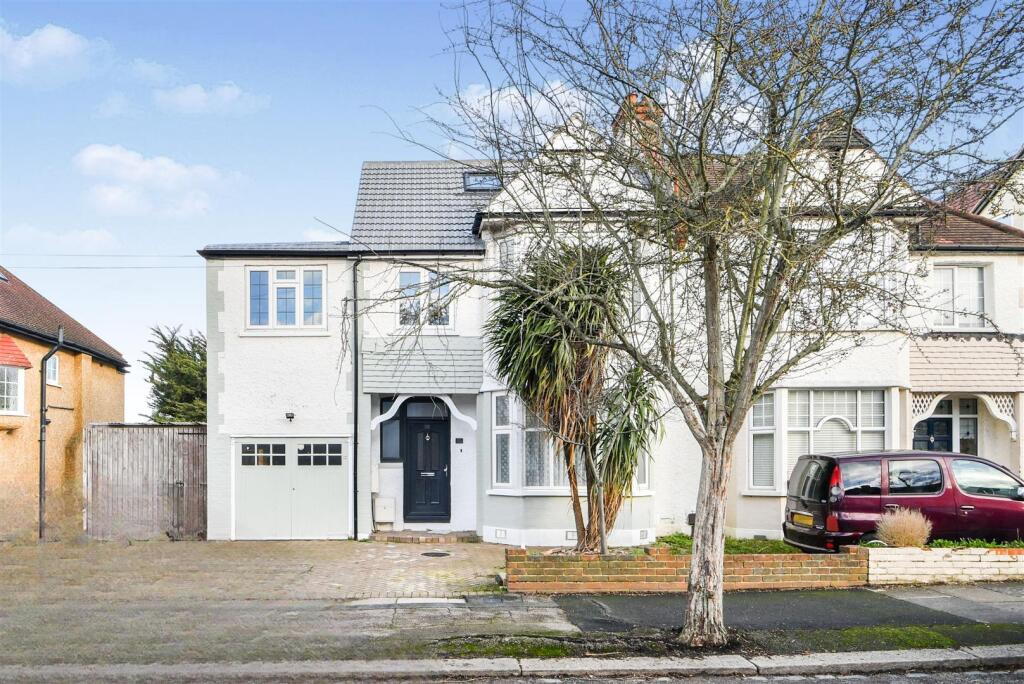 Bramber Road, North Finchley N12