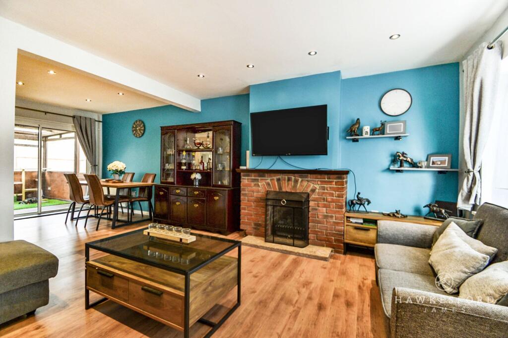 Staple Close, Sittingbourne - Lounge/dining area