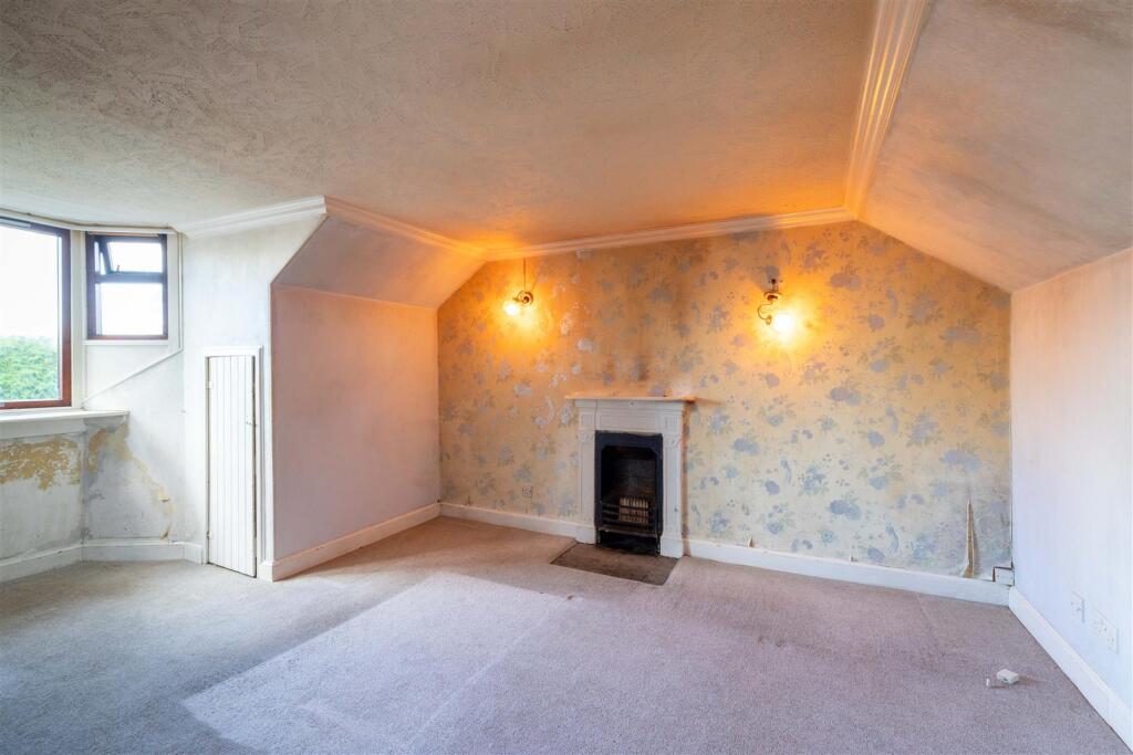 10 Cambridge Street Alyth - GR-6.jpg