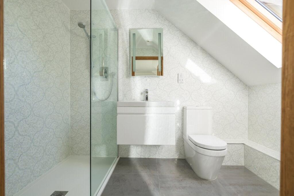 En Suite 2