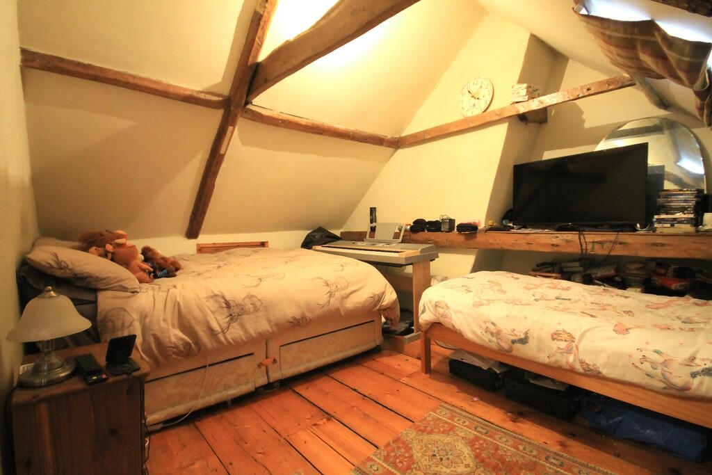 Maisonette Bedroo...