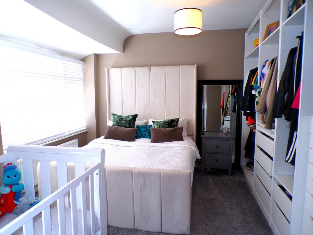 MasseyAve19bed1.JPG