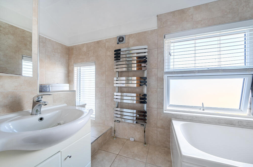 1381454-9-6920573...