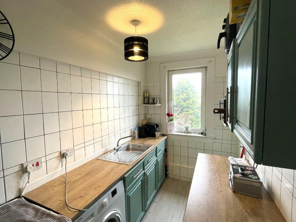 Kitchen 3.78m x 1.3m