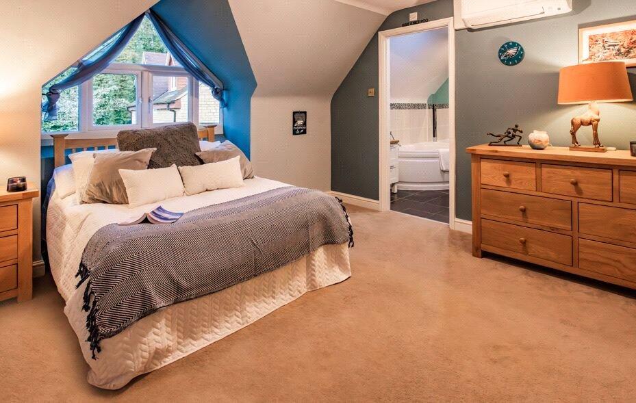 Ensuite Bedroom 2