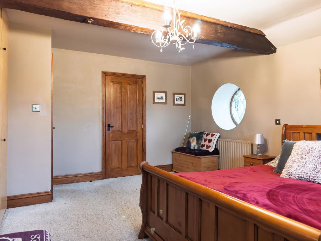 Principle bedroom