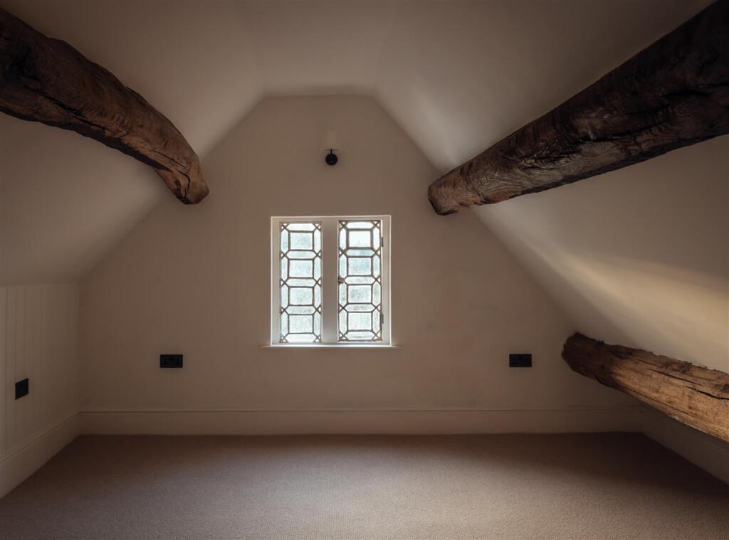 ManorHouse-Bed5.jpg