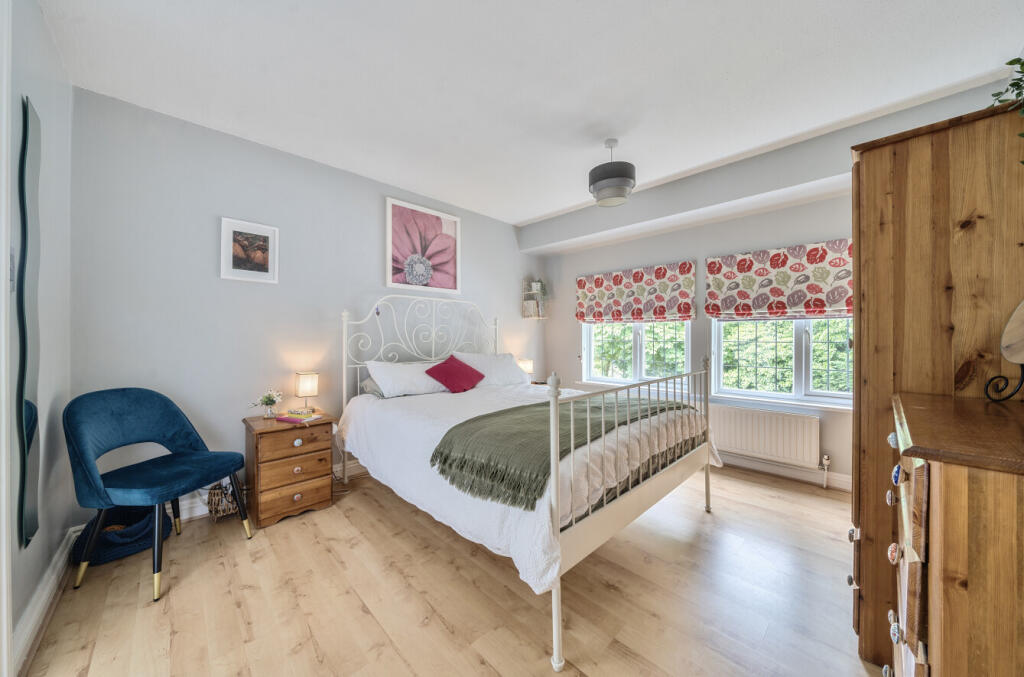 1301832-5-6840476...