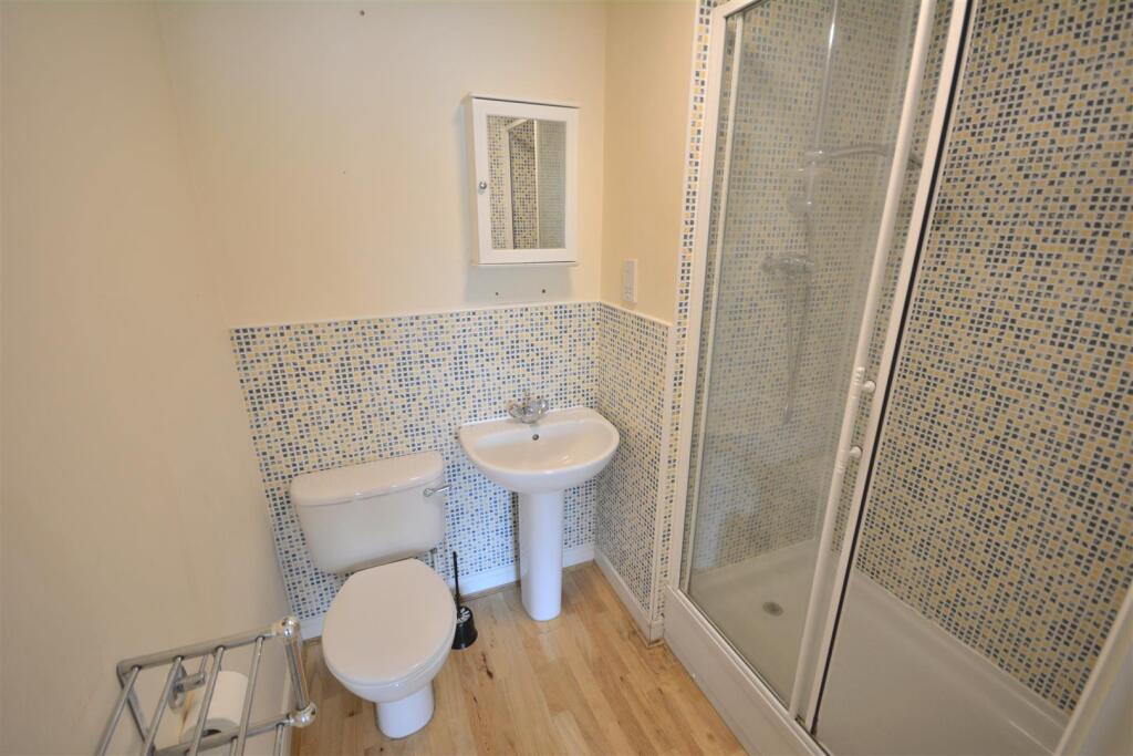 En suite .JPG