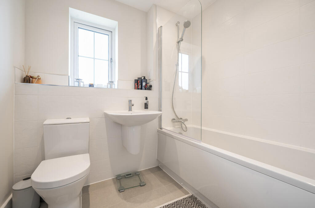 1340444-26-68b5b3...