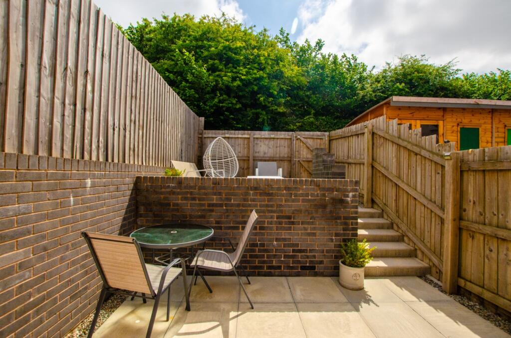 18 Tanners Road TPS Bodmin Branch 01208 74182 -08