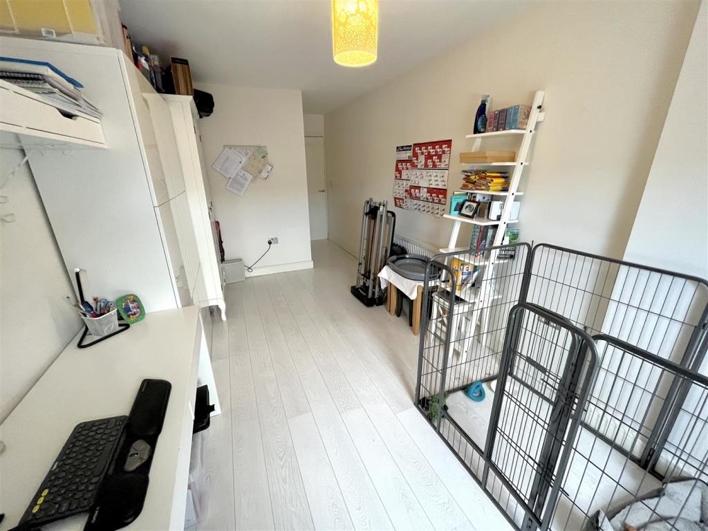 Bedroom 4 Aspect 2.jpg