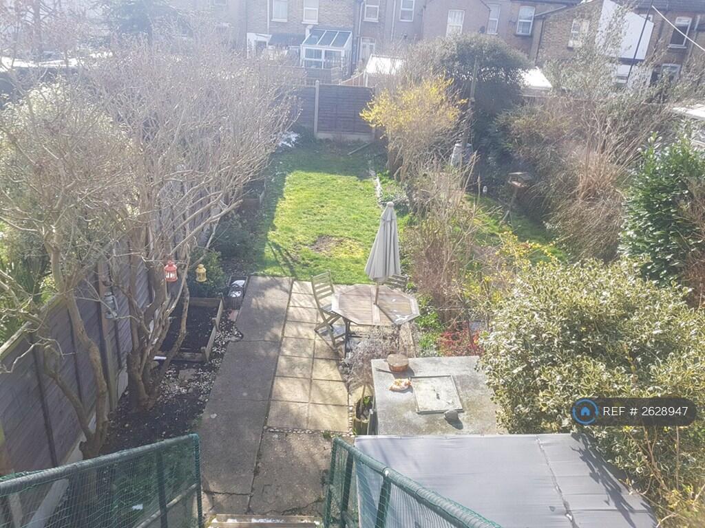 Garden - Just Been Freshly Trimmed