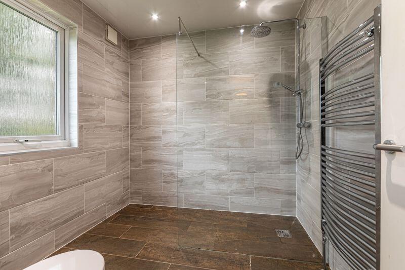 Ensuite Shower Room