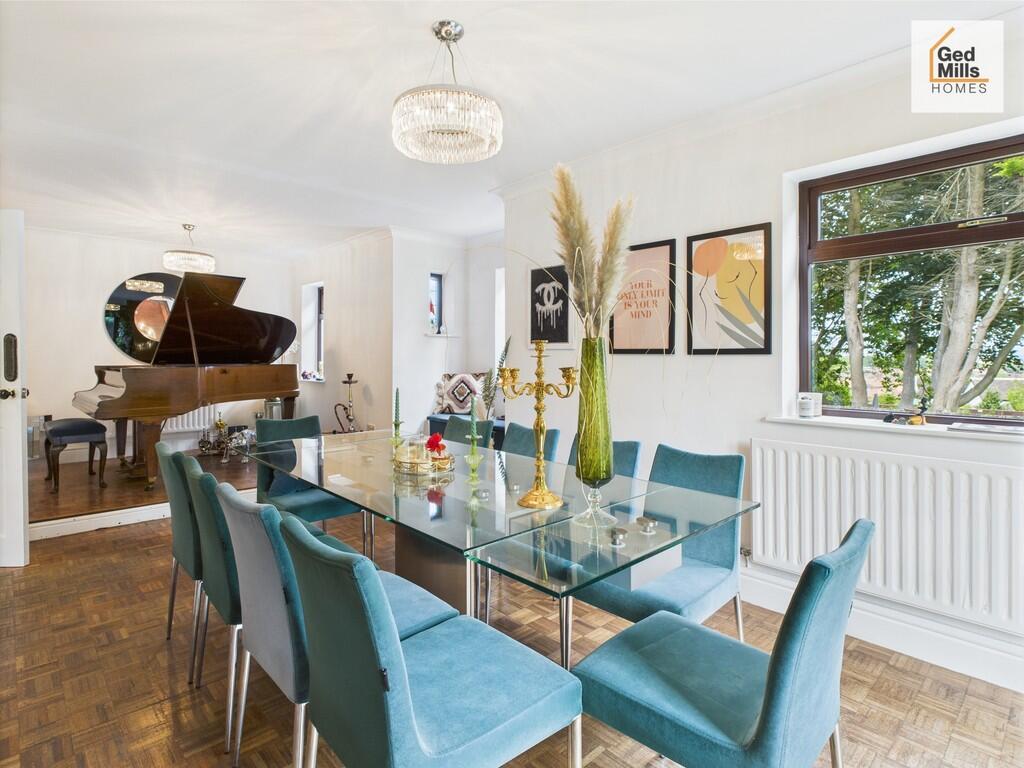 CAM04261G0-PR0054...