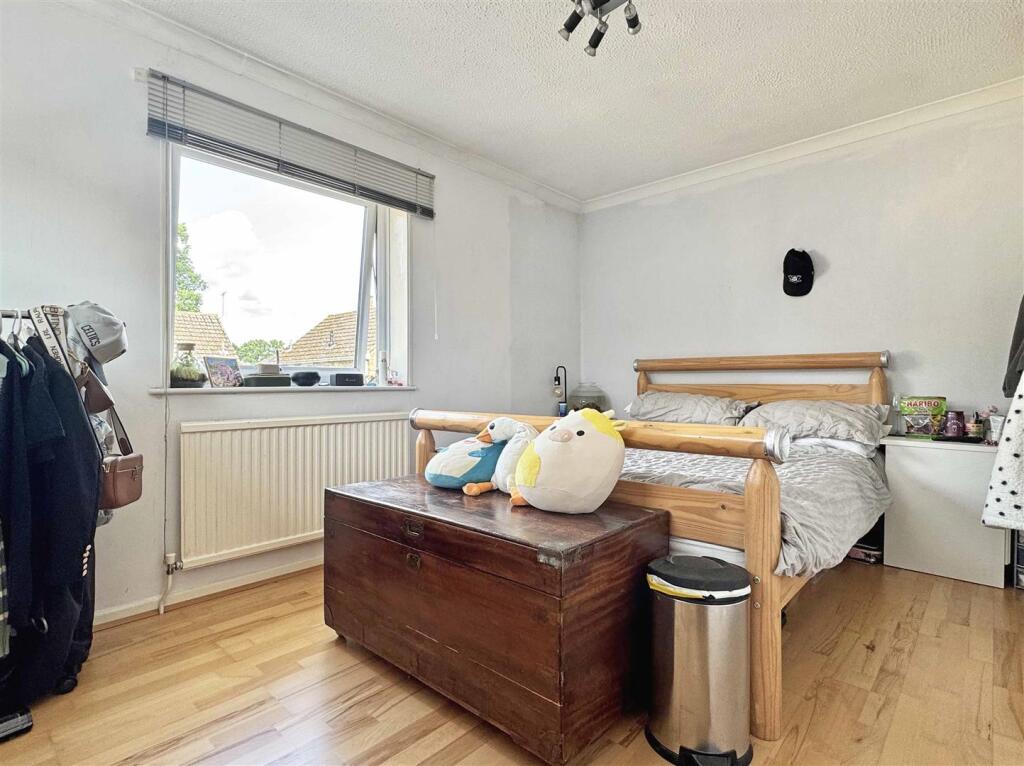 Bedroom 2.jpg