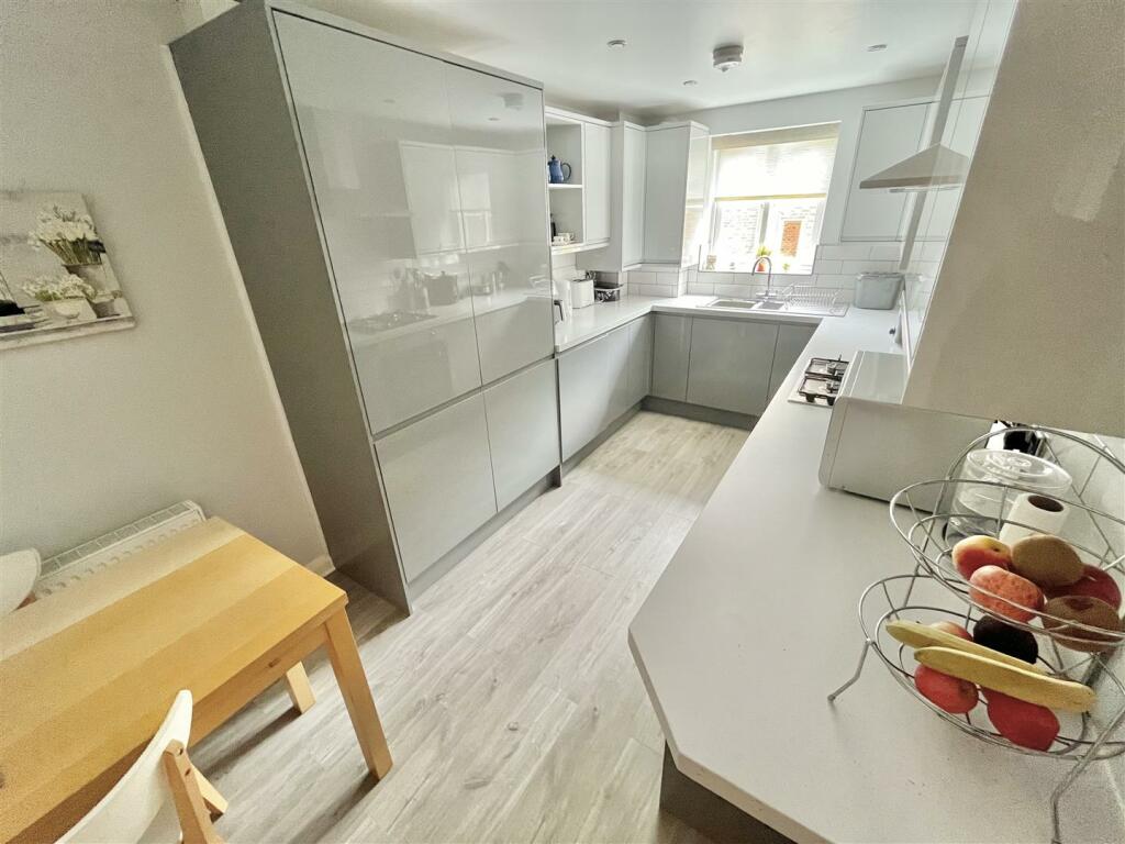 Breakfast Kitchen
