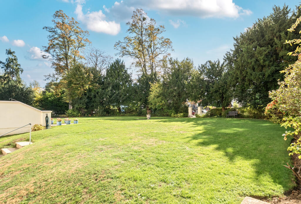 1363181-3-68e3b74...