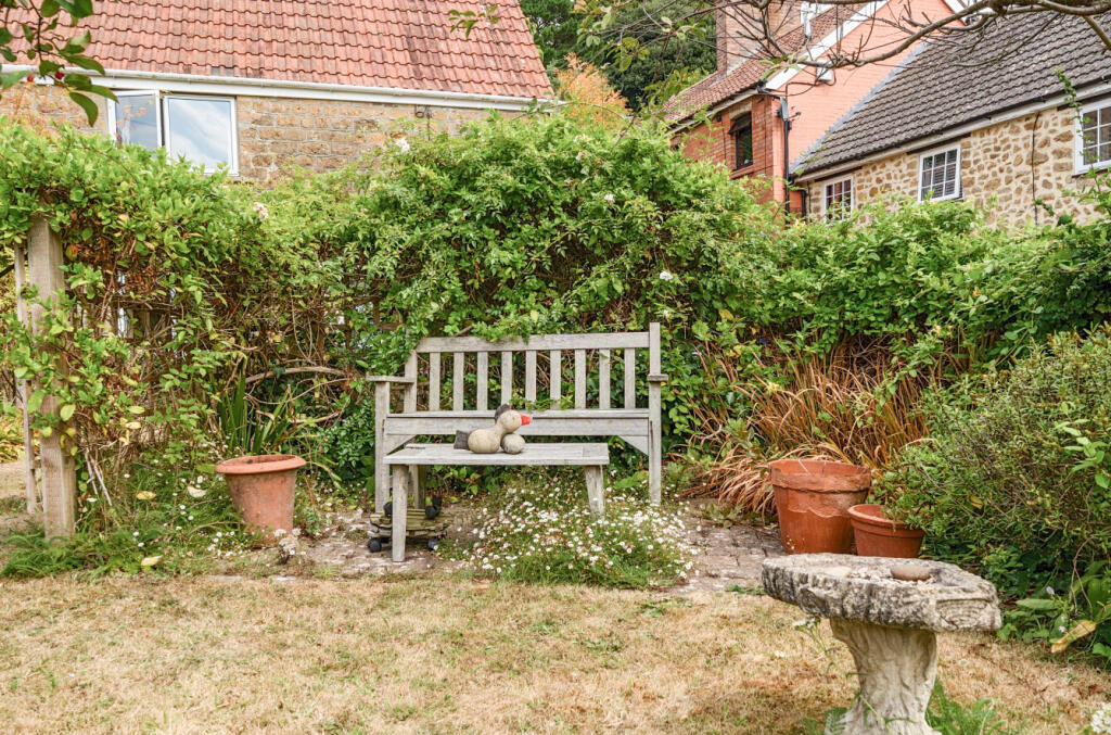 1340659-3-68a704c...