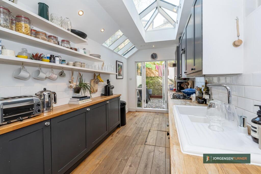 Kitchen .jpg