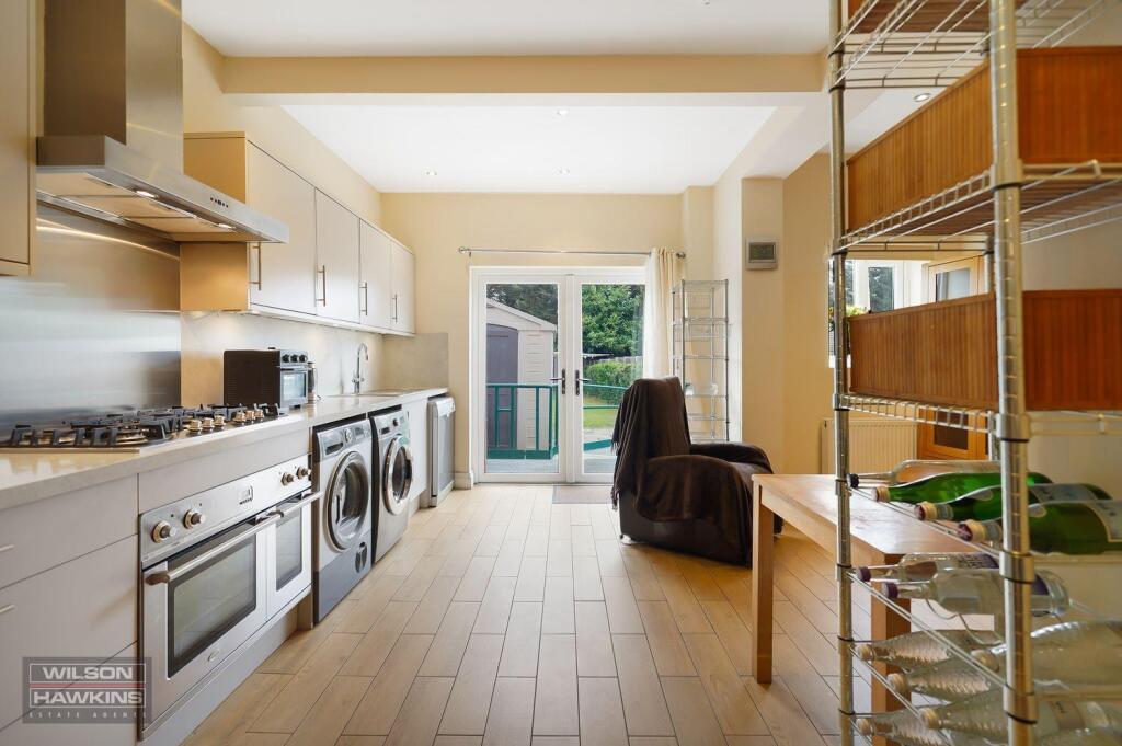 35 Welldon Crescent - ClmOw45Wq9UJSTabYYsD.jpg