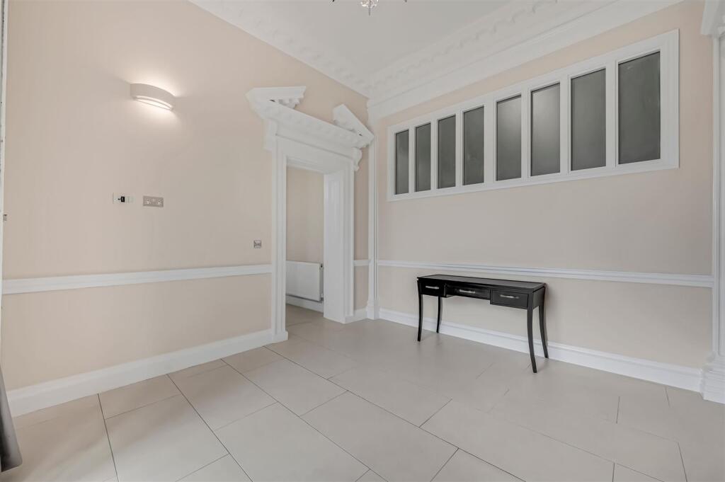 James_Anderson_Flat_2___Limes_House___Mortlake_Hig