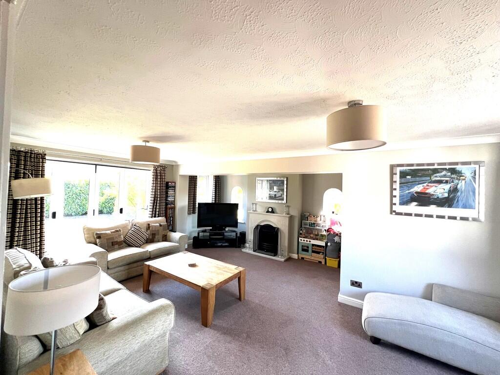 Lounge A1