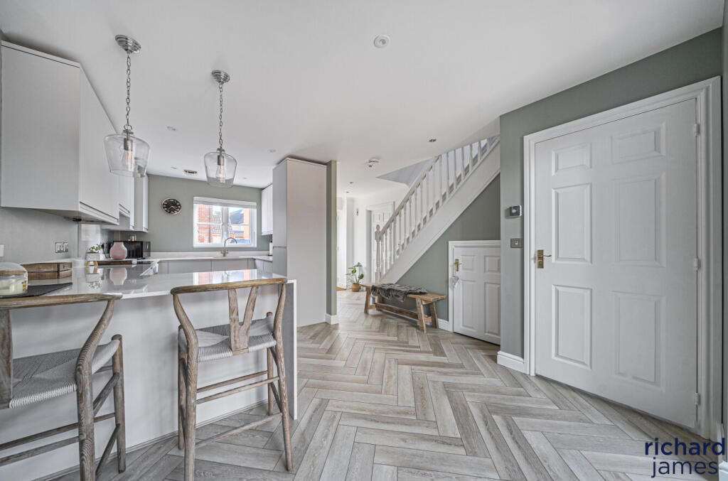 e7f4eb0d7e164ad5a31835266f508858