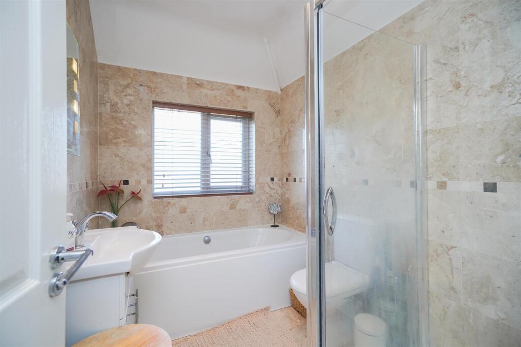 Kinross Street (12).jpg