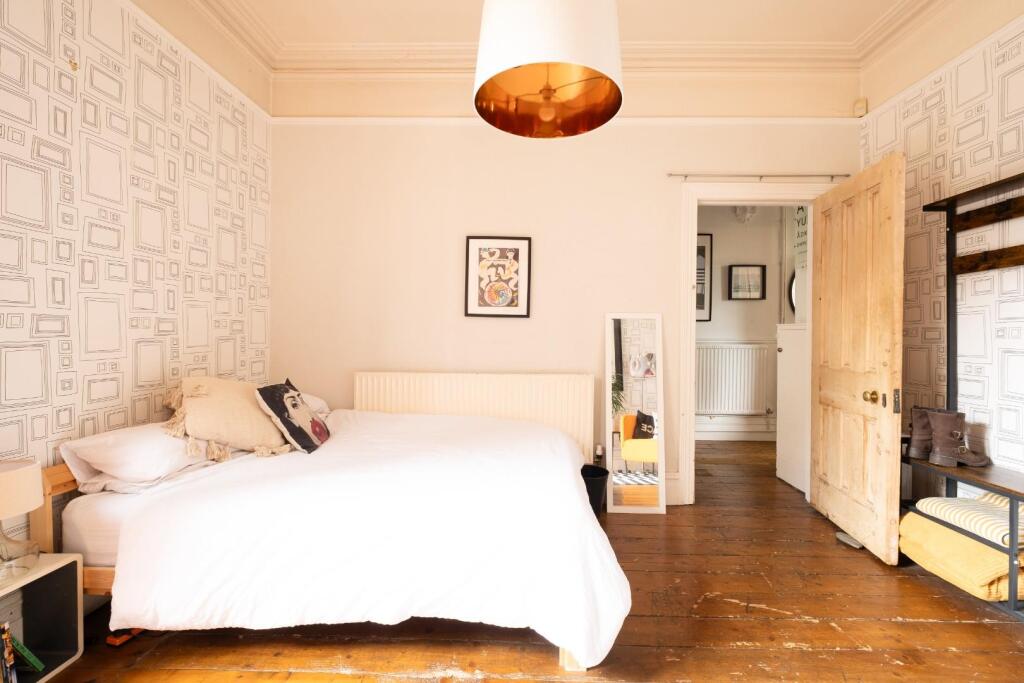 366 Wells Road, BS4--8.jpg