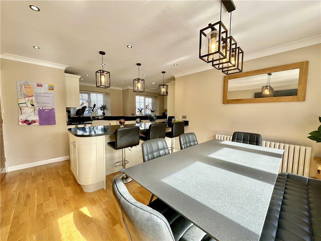 Breakfast Rm/Kitchen