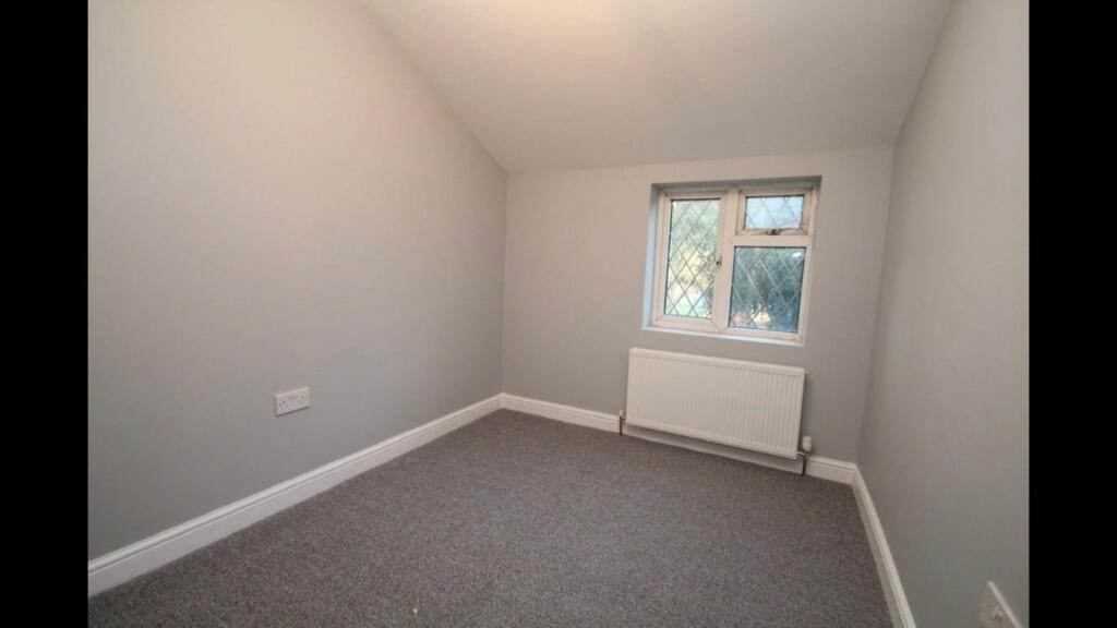 Bedroom 3.jpg