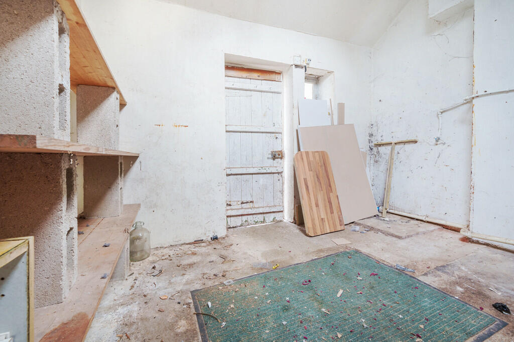 Outbuilding