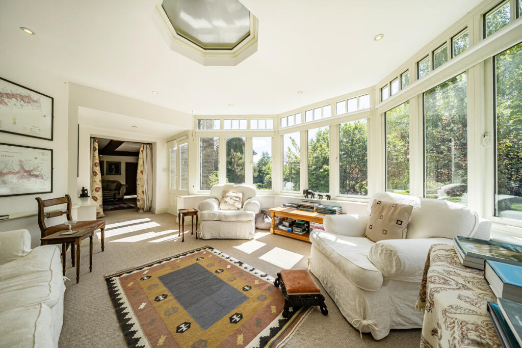 Detached Period Family House