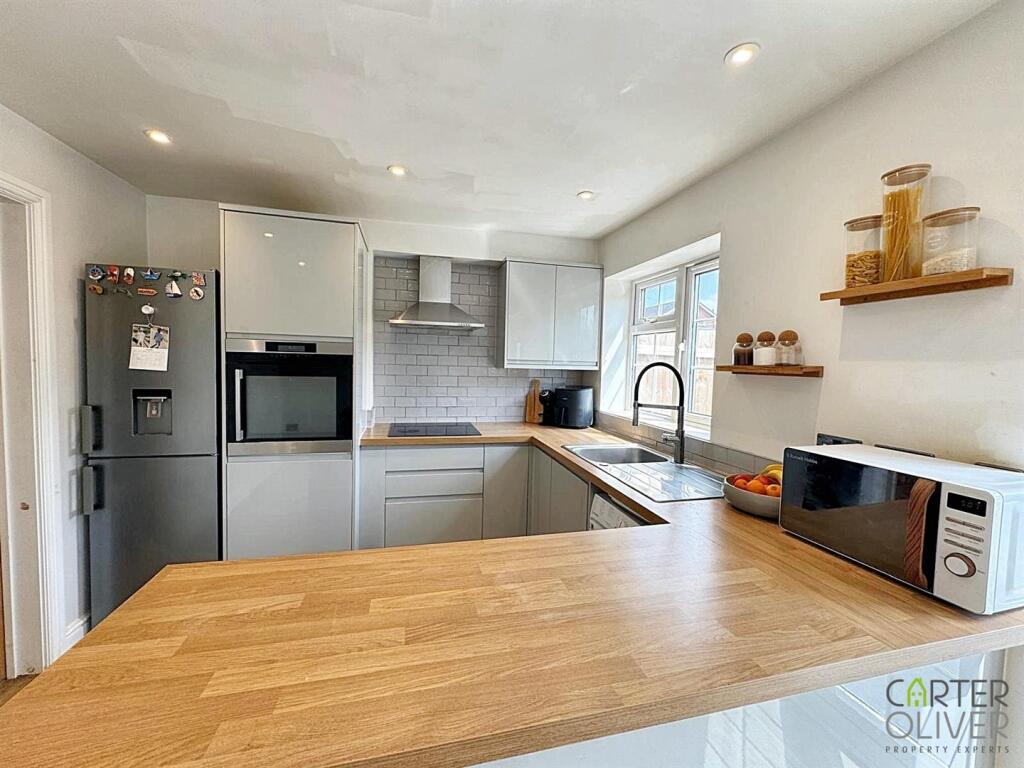 Kitchen / Diner